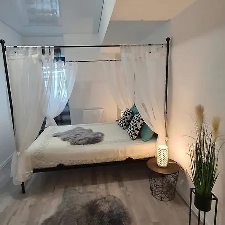 Bella * Mamaia